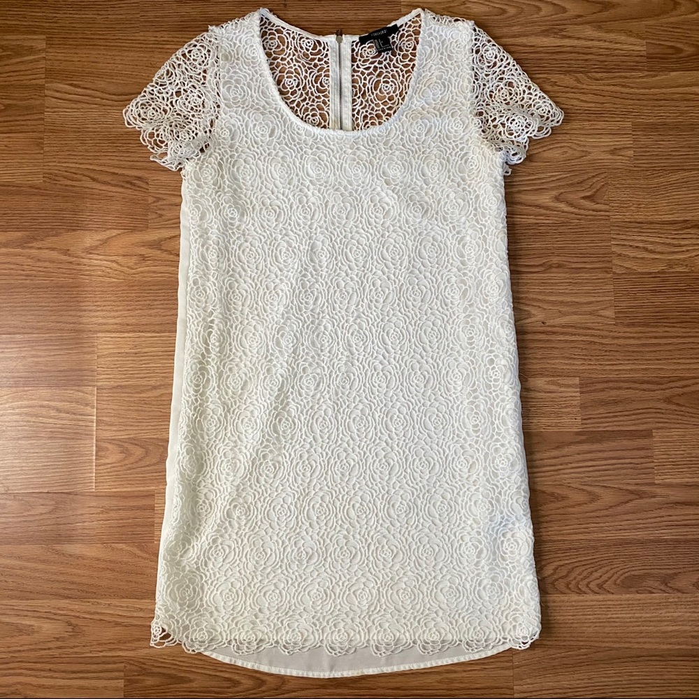 🍋 Forever 21 White Lace Dress